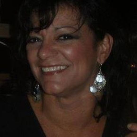 Meet your Posher, Gina - Picture 1 of 1